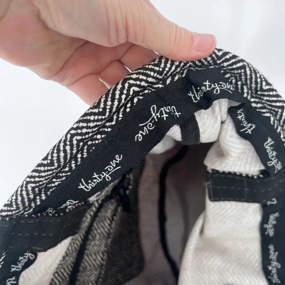 Thirty One Retro Metro Tote Herringbone Craft Diaper‎ Academia All Purpose Bag